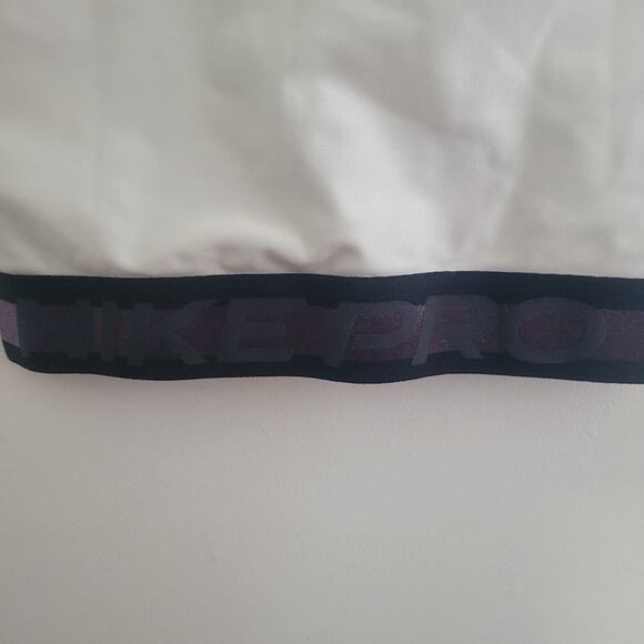 XS Nike Pro Dri-fit high neck racer back white & black athletic sports bra - Picture 4 of 5